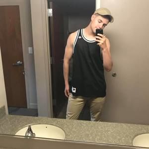 Meet your Posher, Daryan